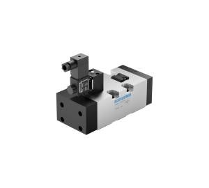 DS4-ISO Size 3 - 5/2 Single Solenoid Pilot Operated with Spring Return