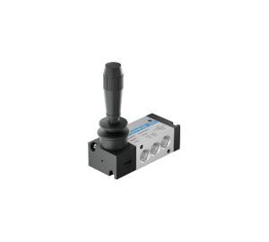 DS2 - 5/2 Hand Lever Operated with Detent